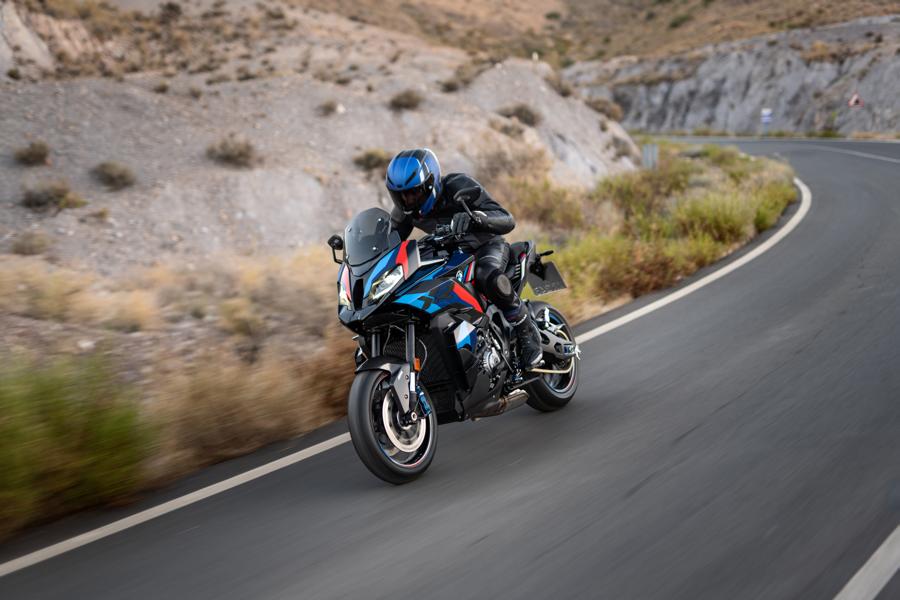 Mehr über den Artikel erfahren Die neue M 1000 XR
